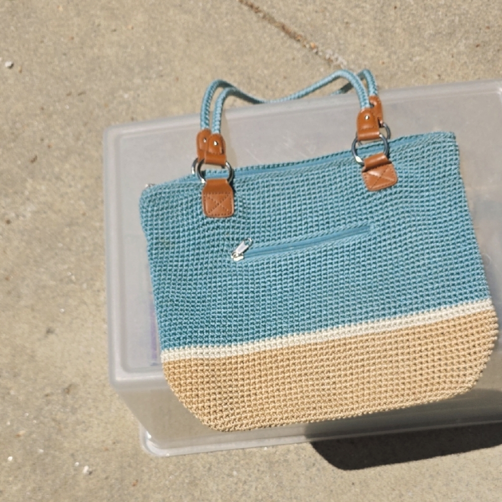 Blue and Tan Woven Tote Bag NWOT no Flaws